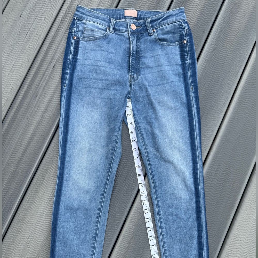 MOTHER The Swooner Dagger Ankle Jeans